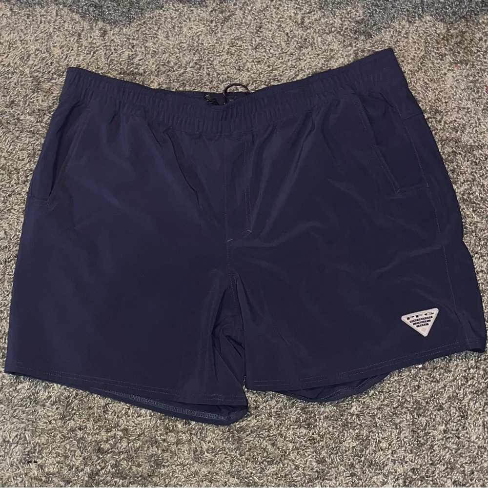 Men’s Columbia Dark Blue Active Shorts
